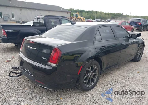 2015 Chrysler 300 300S from USA, damaged, VIN 2C3CCAGG6FH923461